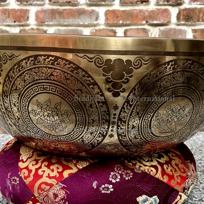 Foot Singing Bowls – A large foot print engrave inside bowl