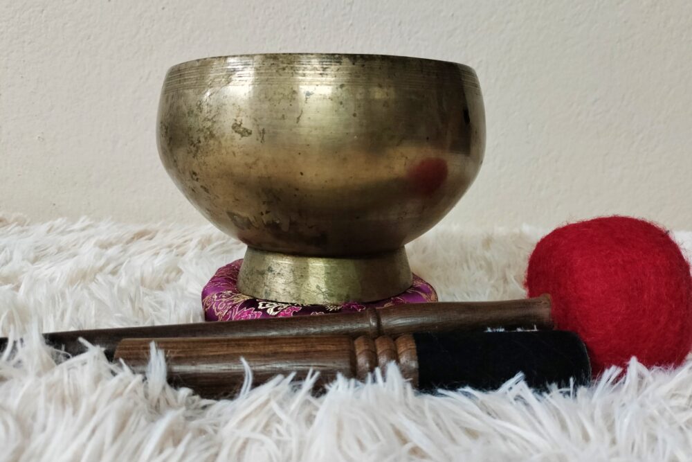 Naga Pedestal Singing Bowl
