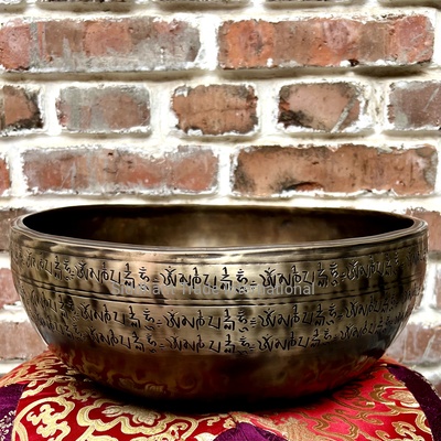 Om Pane Padme Hum Carved Thick Singing Bowls