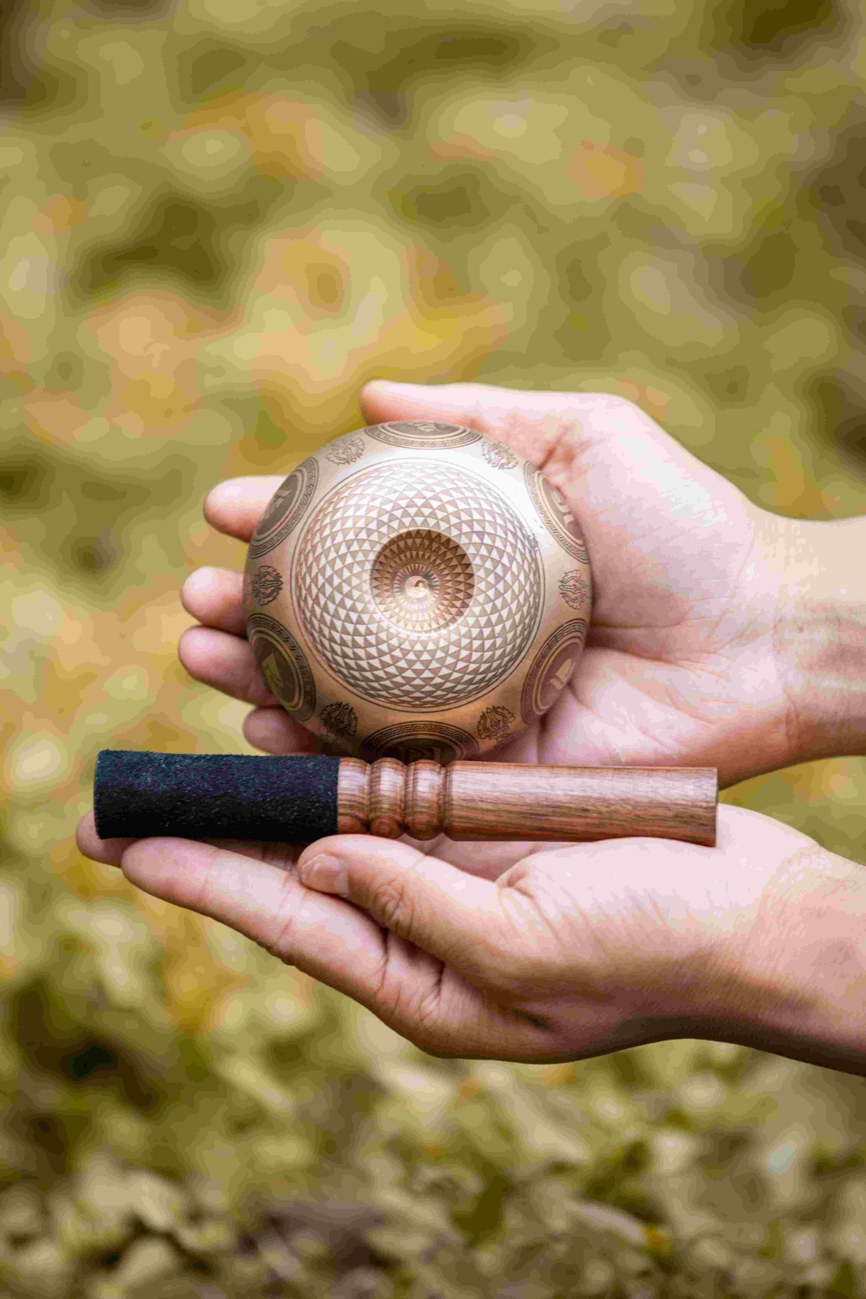 8 cm/ 3 inches Lingam Singing Bowl With Handcrafted Carvings