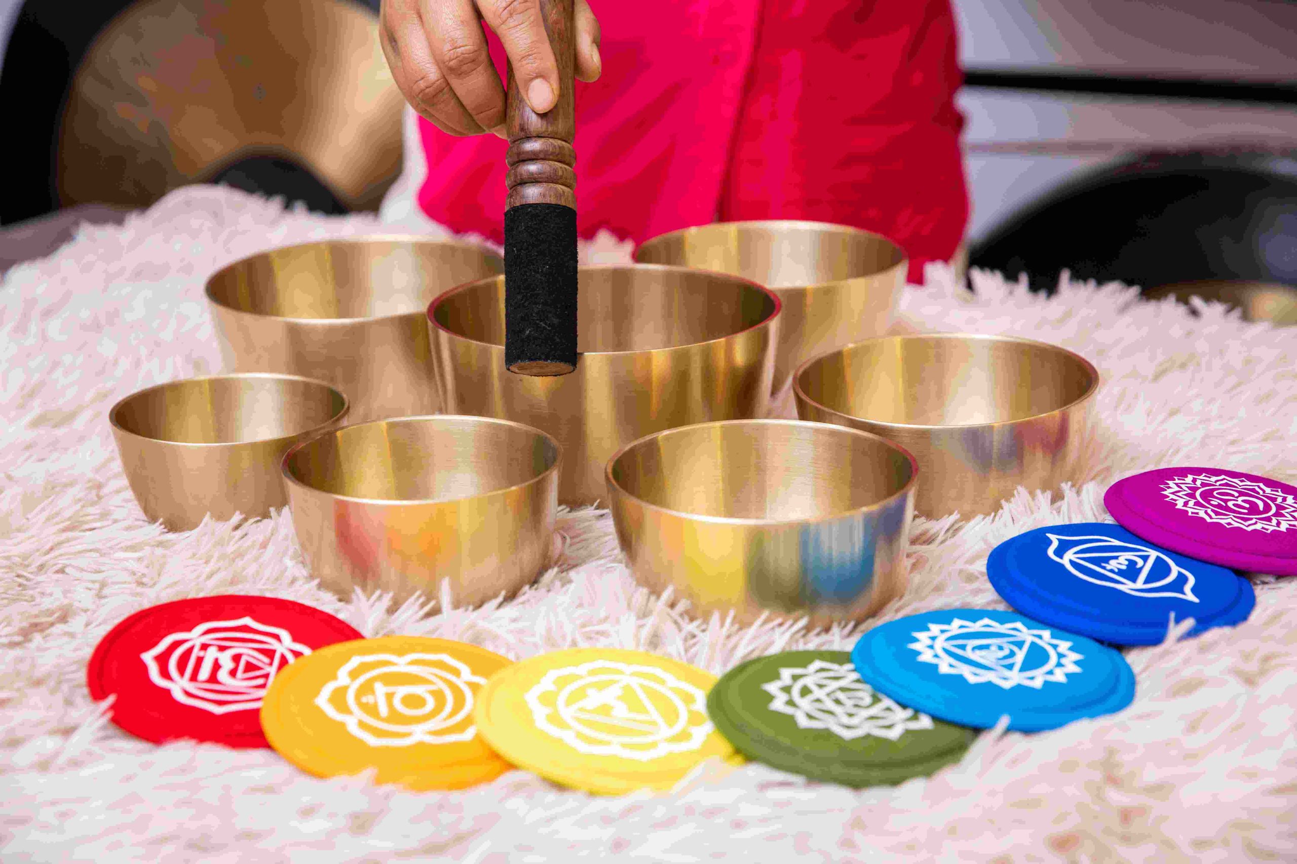 Travel Easy 7 Chakra Healing Small Singing Bowl Set- Perfectly Tuned Singing Bowls Gift Set